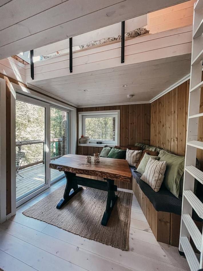 Einzigartige Baumkronenhütte im Wald in Lårdal in Tokke