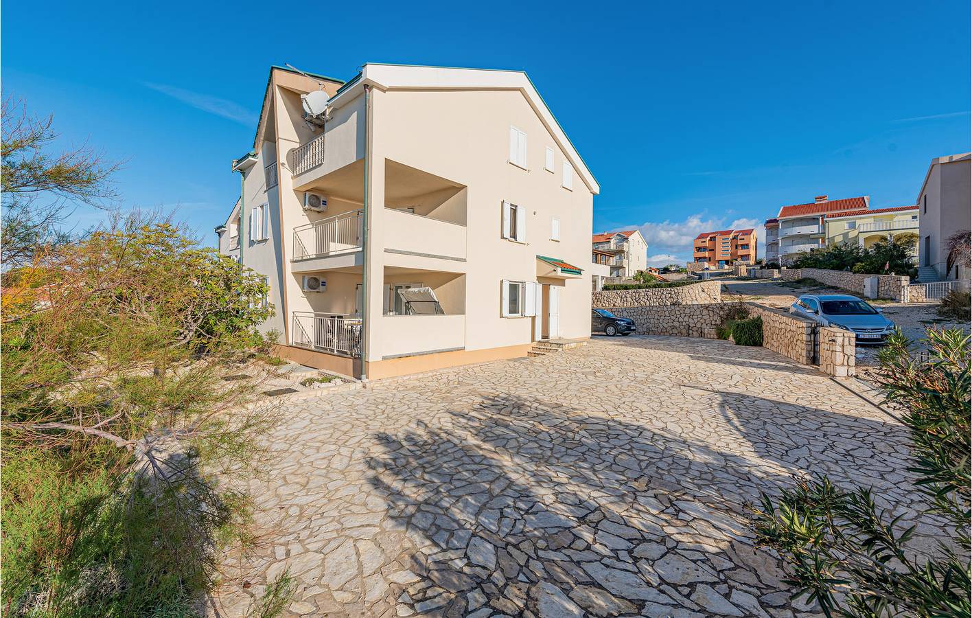 Cały apartament wypoczynkowy, Apartament wakacyjny dla 5 osób z taras in Pag, Pag (Wyspa)