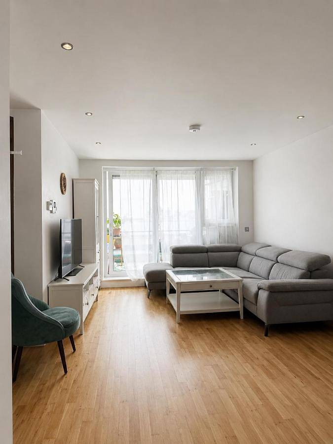 Ferienwohnung für 5 Personen, mit Balkon und Terrasse sowie Ausblick in Cork