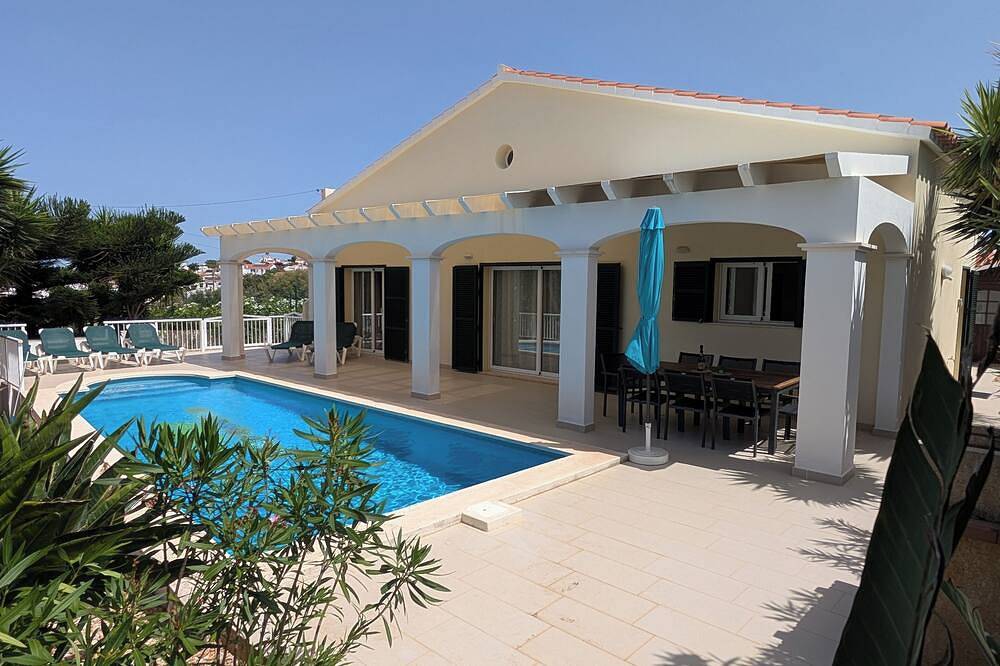 Villa Valentino, 4 Dz, privater Pool nah am Strand in Cala en Porter, Alaior Gemeinde