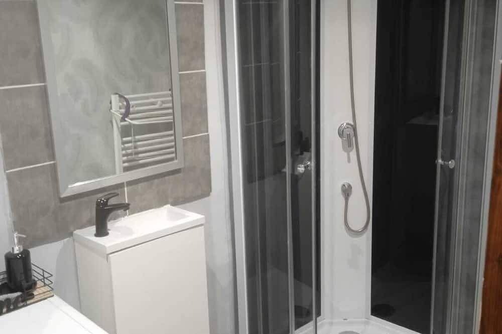 Apartamento entero, Charmant Studio sur la Route du Mont Saint Michel in Tremblay, Fougères-Vitré