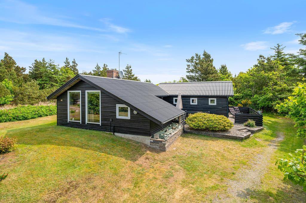 Schönes Ferienhaus mit Kaminofen und Sauna in Ulfborg, Nissum Fjord