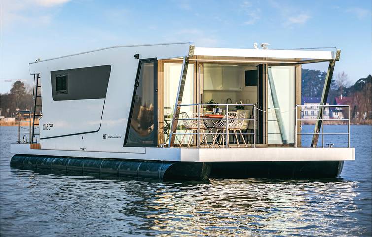 Hausboot für 6 Personen, mit Terrasse und Ausblick sowie Seeblick, mit Haustier in Brandenburg - 2