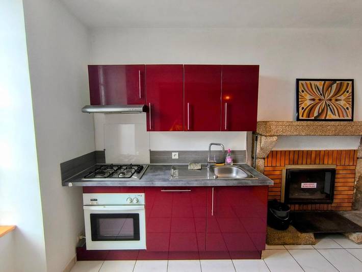 Location de vacances pour 4 personnes, avec terrasse ainsi que vue et jardin à Chambretaud - 4