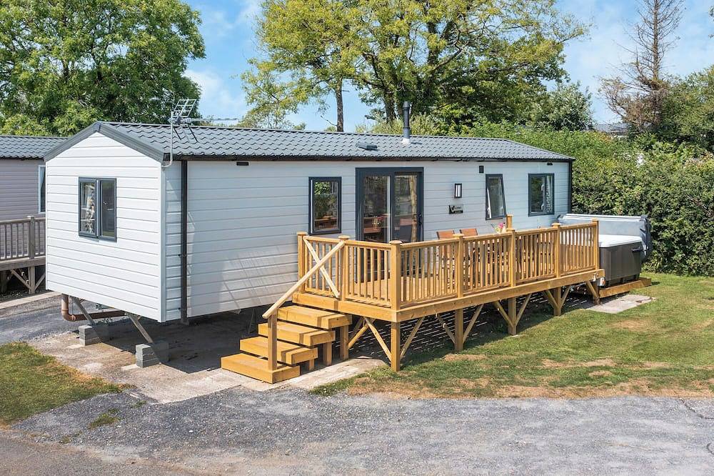 Static Caravan for 4 People in Pembrokeshire, South-Wales