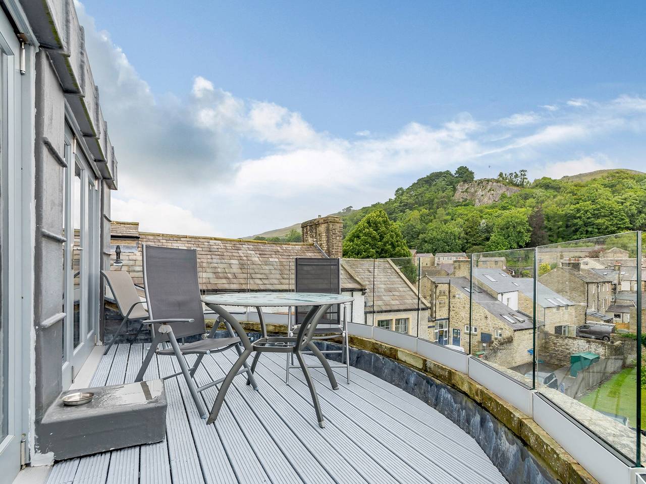 Cragdale Penthouse in Settle, Forest of Bowland