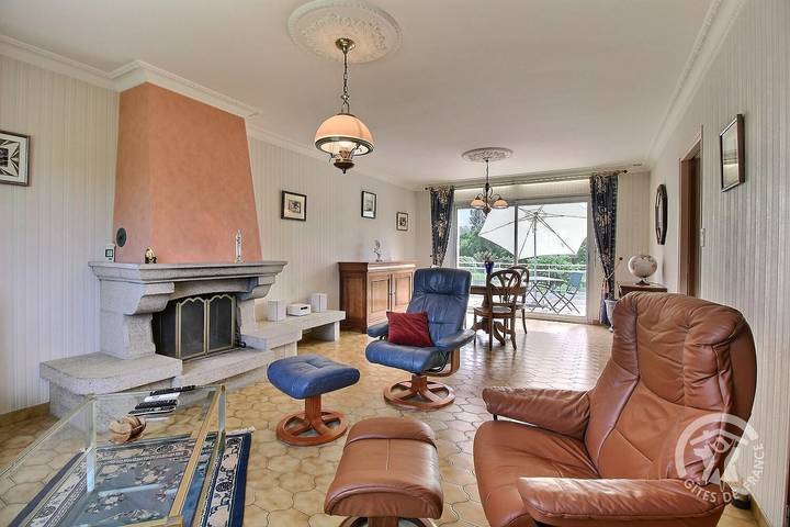 Gîte pour 2 personnes, avec Terrasse ainsi que Jardin et Vue à Trévou-Tréguignec - 2