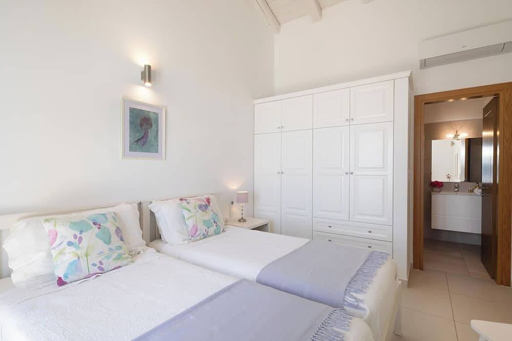 Prestige-Villen | Nissaki | Einfach atemberaubende, brandneue Villa Pelagos in Nissaki, Korfu
