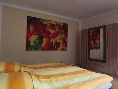 Ferienwohnung für 7 Personen, mit Garten und Terrasse in Oberhausen - 2