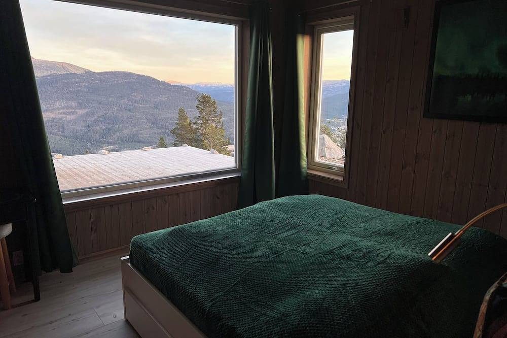 Skylark in Vrådal, Kviteseid