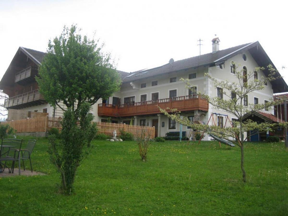 Schellenberger Hof - Double room 4 with shower/Wc in Soyen, Landkreis Rosenheim