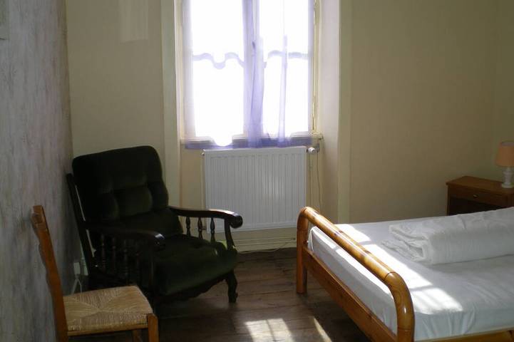 Gîte pour 6 personnes, avec terrasse et jardin à Eymoutiers - 3