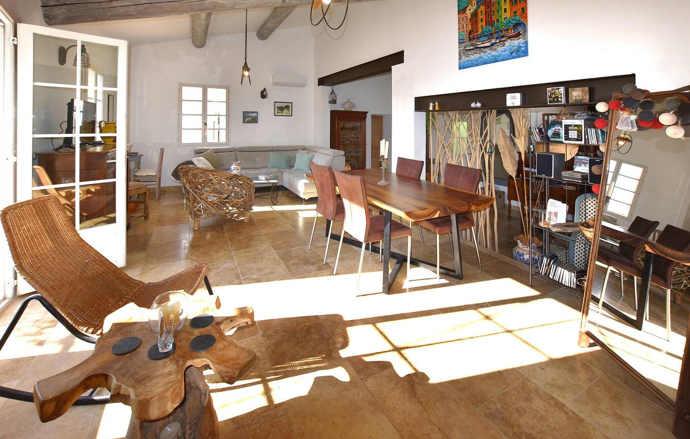 Appartement confortable avec piscine et parking, près de Cabrières-d'Aigues in Cabrières-d'Aigues, Parc naturel régional du Luberon