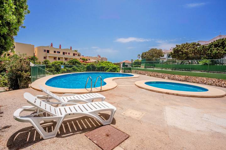 Location de vacances pour 4 personnes, avec Jardin et Bassin pour enfant à Ciutadella