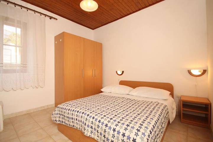 Ganze Wohnung, 1-Zimmer-Ferienwohnung am Strand Rukavac, Vis in Rukavac, Split-Dalmatien
