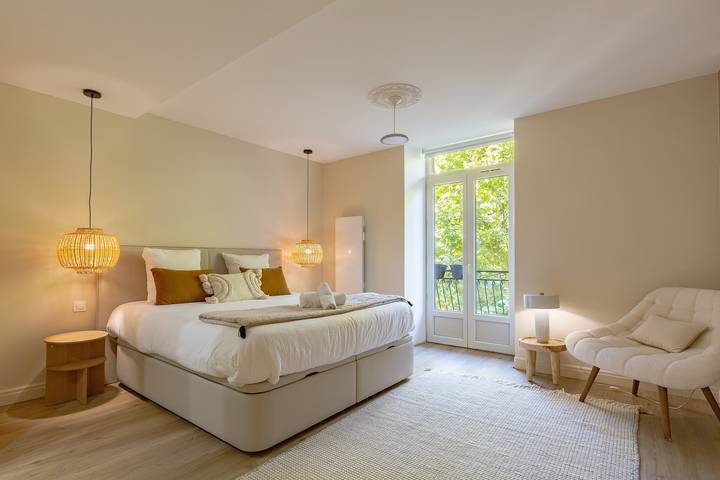 Apartamento entero, Apartamento 'Aux Portes Du Vercors' con balcón y Wi-Fi in Pont-en-Royans, Parc naturel régional du Vercors