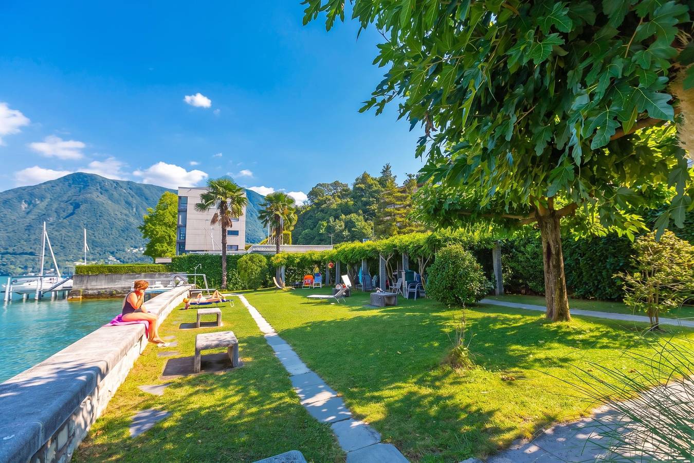 Ganze Wohnung, La Perla Sul Lago - Studio with Balcony View in Paradiso, Luganersee