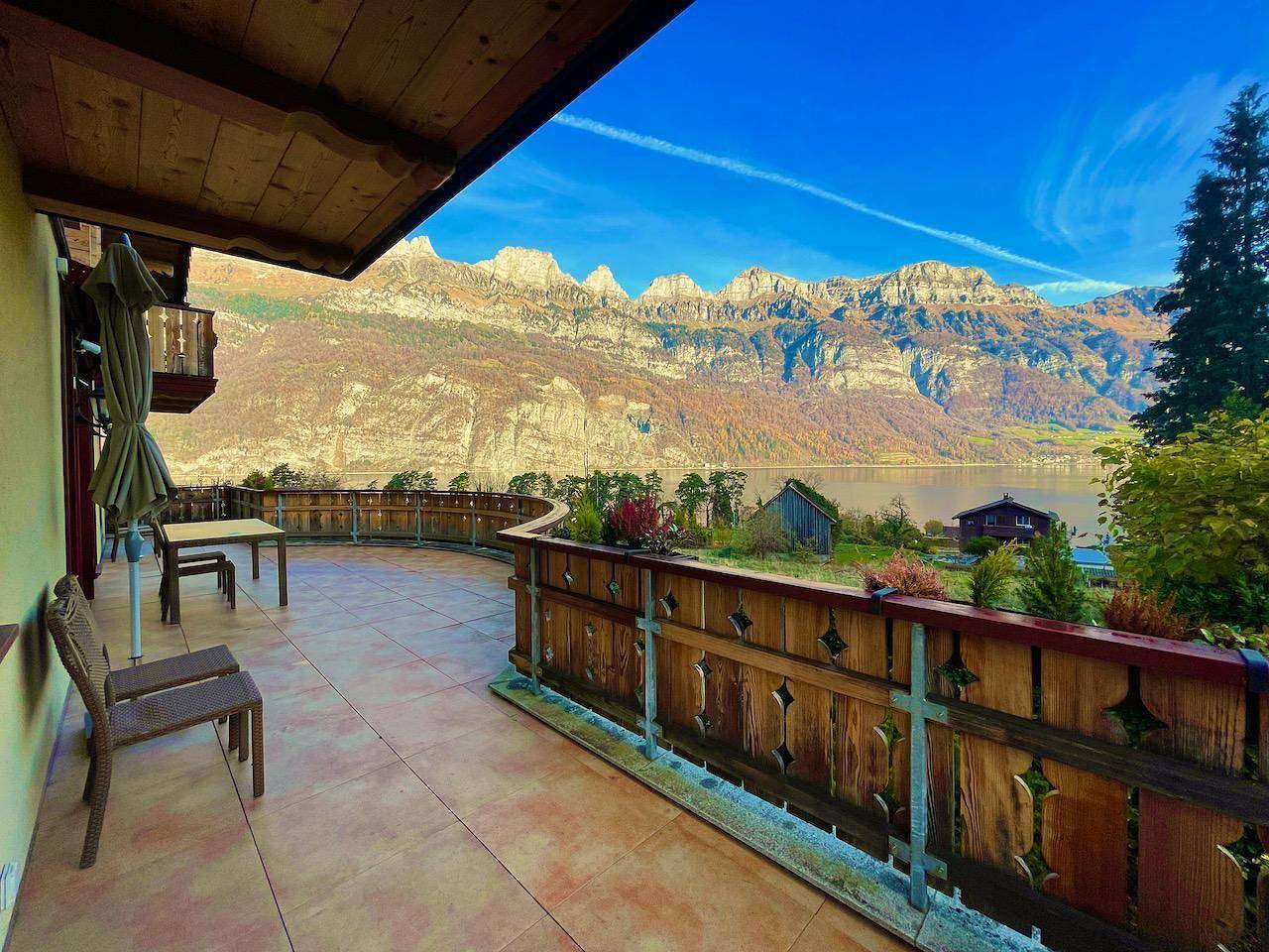 Ganze Ferienwohnung, Amazing Chalet | Heidiland | Pool & Sauna in Quarten, Churer Rheintal