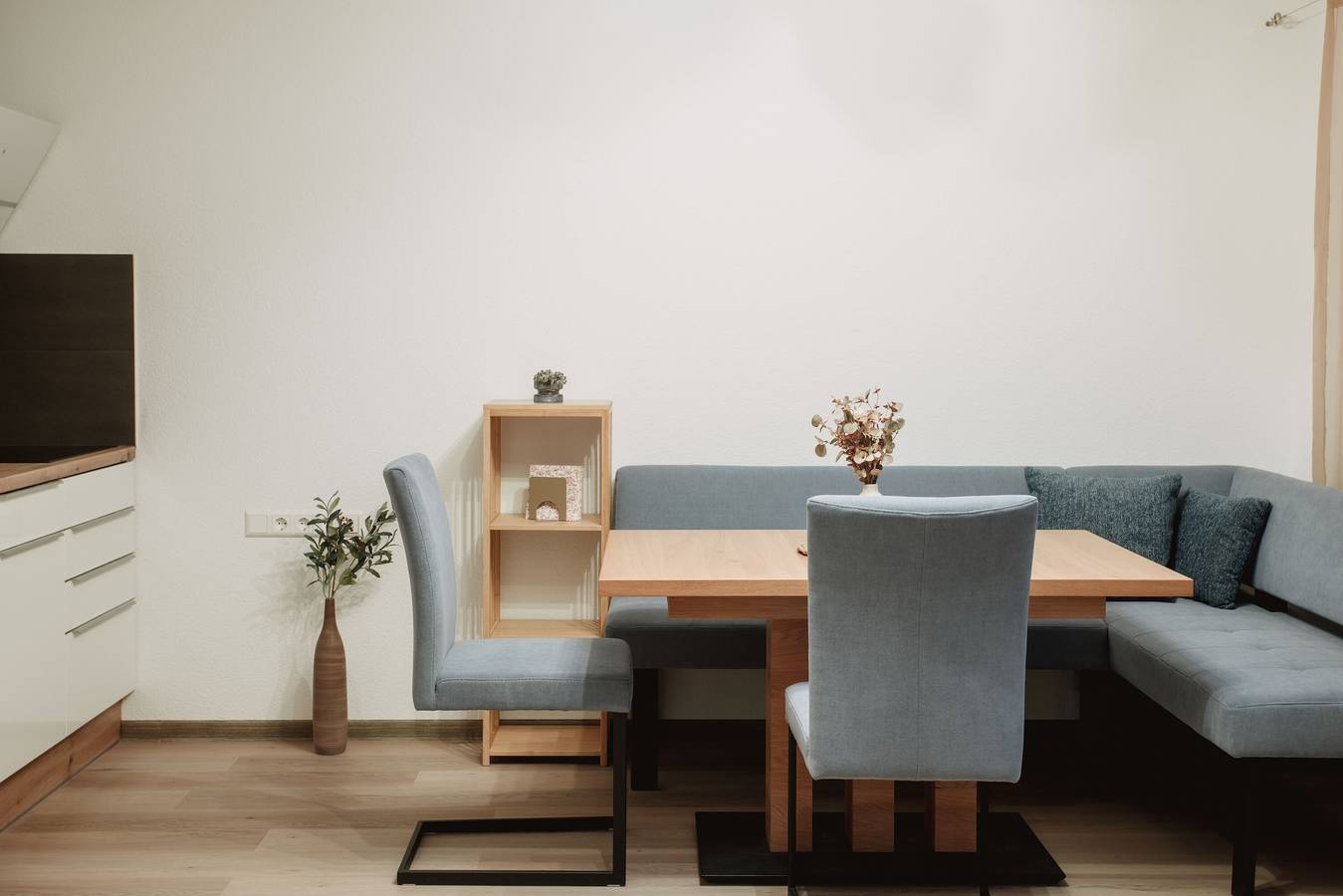 Ganze Wohnung, Moderne Wohnung mit 2 Schlafzimmern nahe Heilbronn in Bretzfeld, Hohenlohe