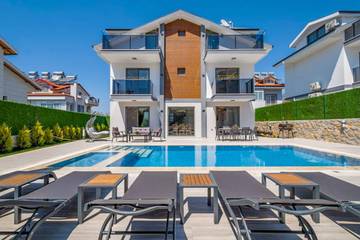 Location de vacances pour 8 personnes, avec terrasse à Fethiye (Muğla)