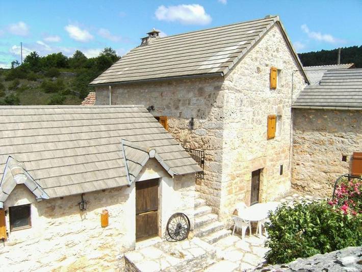 Location de vacances pour 4 personnes, avec jardin à Laval-du-Tarn