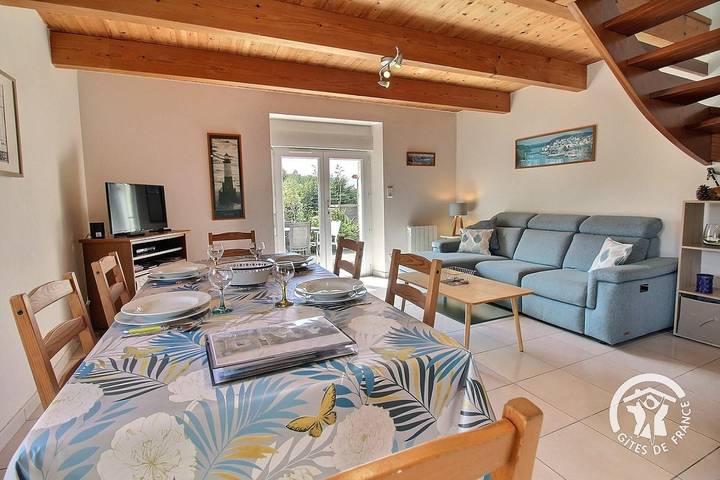 Gîte pour 4 personnes, avec Terrasse et Jardin à Ploemeur