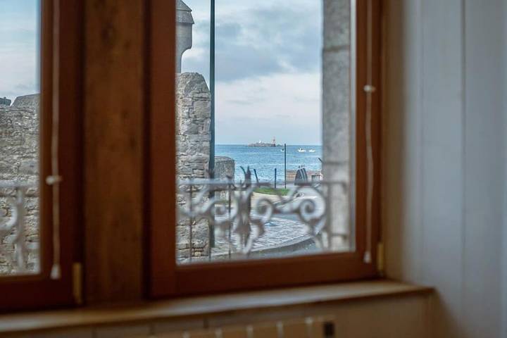 Gîte pour 2 personnes, avec terrasse ainsi que vue et jardin à Roscoff - 3