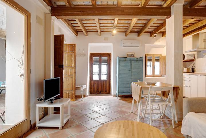 Appartement entier, Appartement 'Vejer el Patio' avec cour et Wi-Fi in Vejer de la Frontera, Costa de la Luz