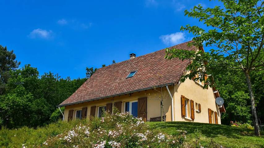 Location de vacances pour 8 personnes, avec jardin et piscine à Monbazillac - 3