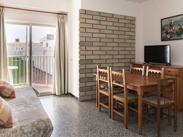 Ganze Wohnung, Familienwohnung am Strand in Cullera mit Pool und Parkplatz in Platja de Sant Antoni (Cullera), Cullera