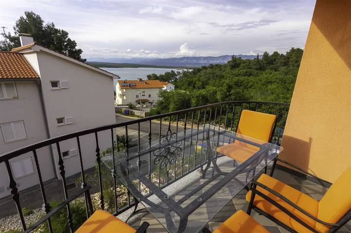 Ganze Wohnung, Ferienwohnung Soline mit Meerblick in Soline, Krk