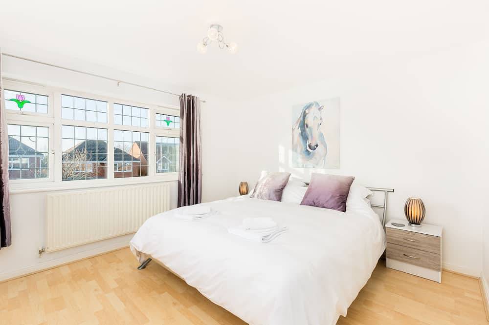 Casa-Baño privado-4 Bed  Nec/Bhx/Snowdome in Tamworth (Reino Unido), Staffordshire