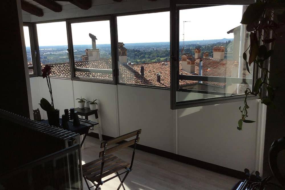 Entire apartment, Loft with panoramic views in the heart of Bergamo Alta in Bergamo, Bergamo Province
