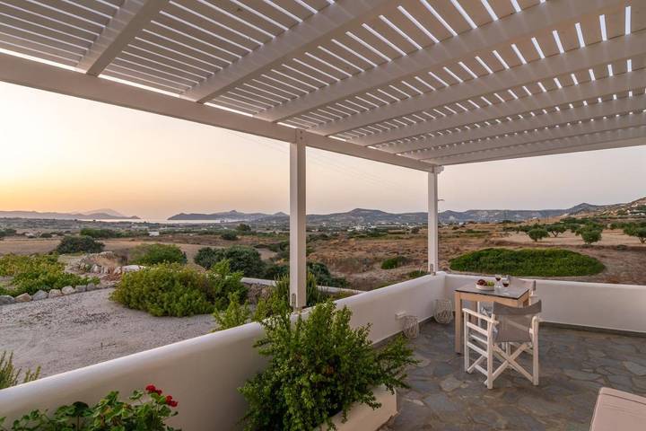 Villa pour 3 personnes, avec jardin et vue dans Milos - 2