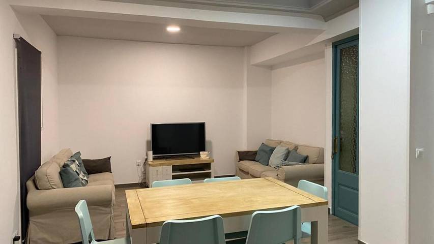 Gîte pour 7 personnes, avec terrasse, animaux acceptés à Reus - 2