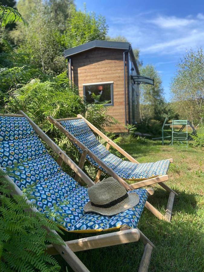Tiny House tout confort dans un écrin de nature in Saint-Bonnet-le-Chastel, Parc Naturel Régional Livradois-Forez