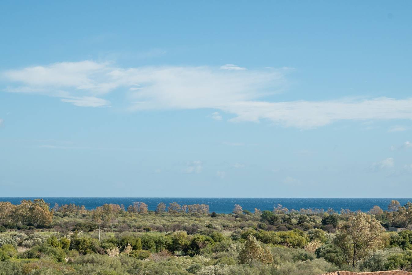 Apartamento entero, Apartamento 'Attico Con Vista Mare A Budoni' con vistas al mar, terraza y aire acondicionado in Budoni, Olbia-Tempio
