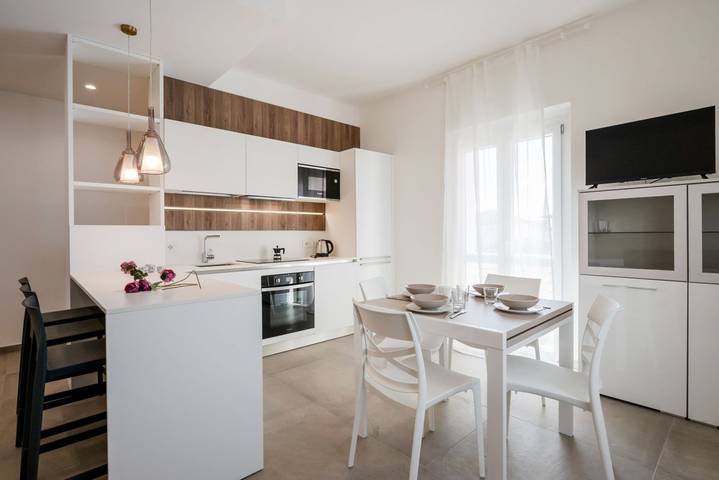 Appartamento intero, GuestHost - Mare Monti Apartment 4 in Casano-Dogana-Isola, Luni