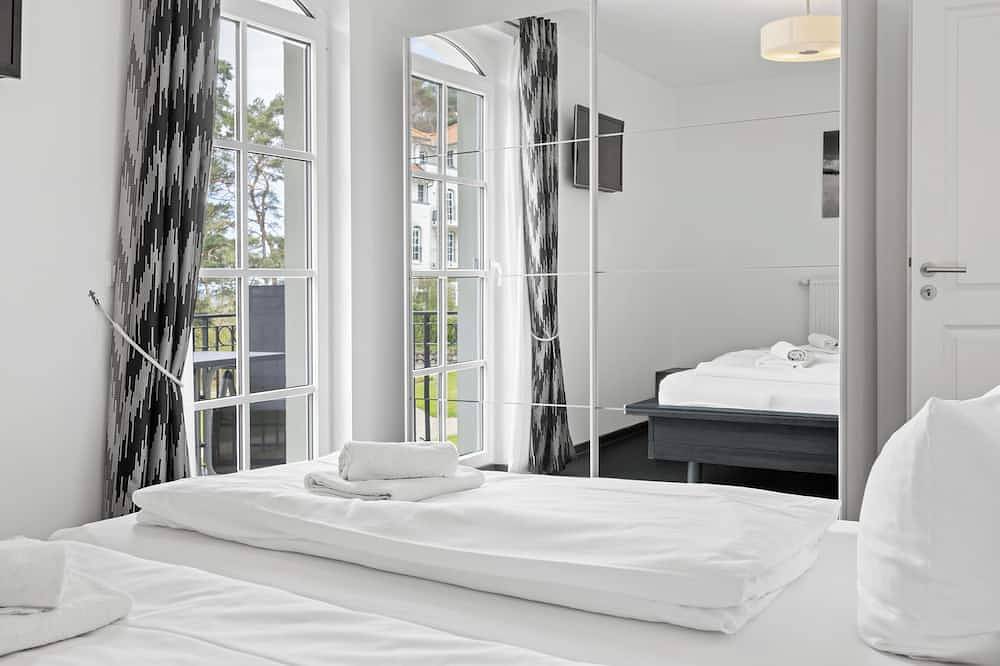 Ganze Wohnung, Balticperle/lux.Fewo dir. am Meer/direkt.Meerblick/elektr.Kamin/Sauna/Pool/Tg in Baabe, Rügen