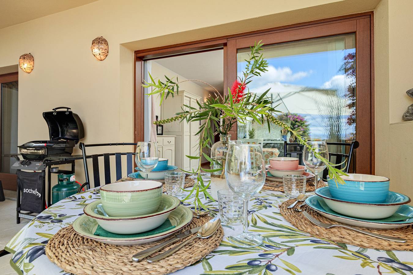 Appartamento Tartaruga 1 con vista montagna, Wi-Fi e aria condizionata in Cannigione, Arzachena