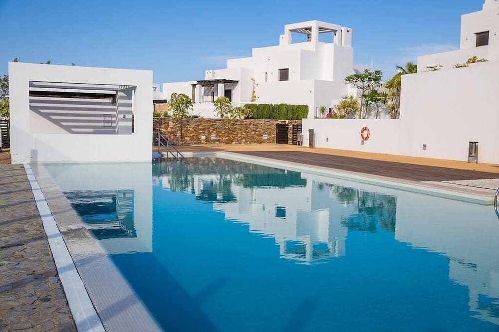 Modern villa located in Macenas complex in Mojácar, Cordillera Penibética