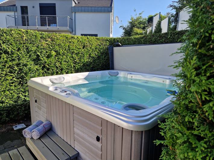 Ferienhaus für 6 Personen, mit Whirlpool und Terrasse sowie Garten und Sauna in Mecklenburgische Seenplatte - 4