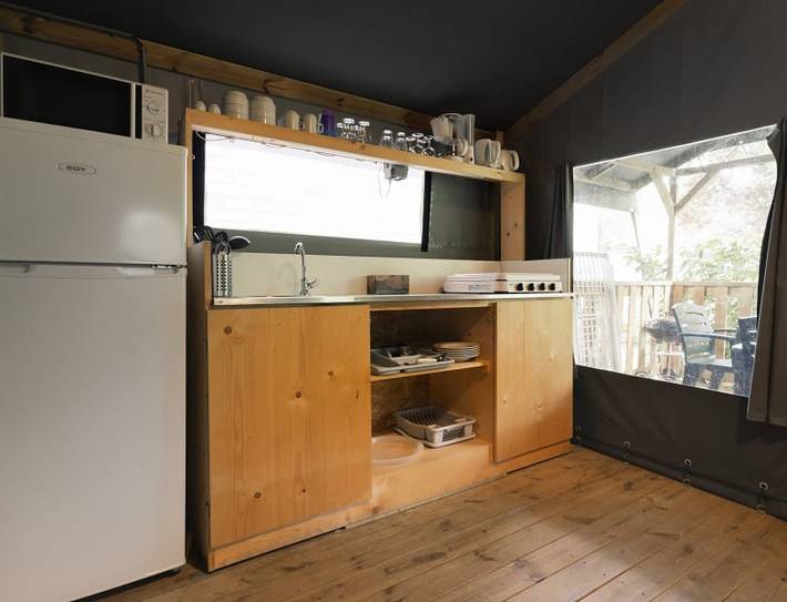 Camping für 4 Personen, mit Terrasse und Balkon/Terrasse in der Verdonschlucht - 2