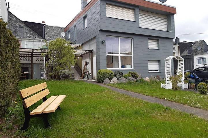 Ferienhaus für 4 Personen, mit Terrasse und Garten