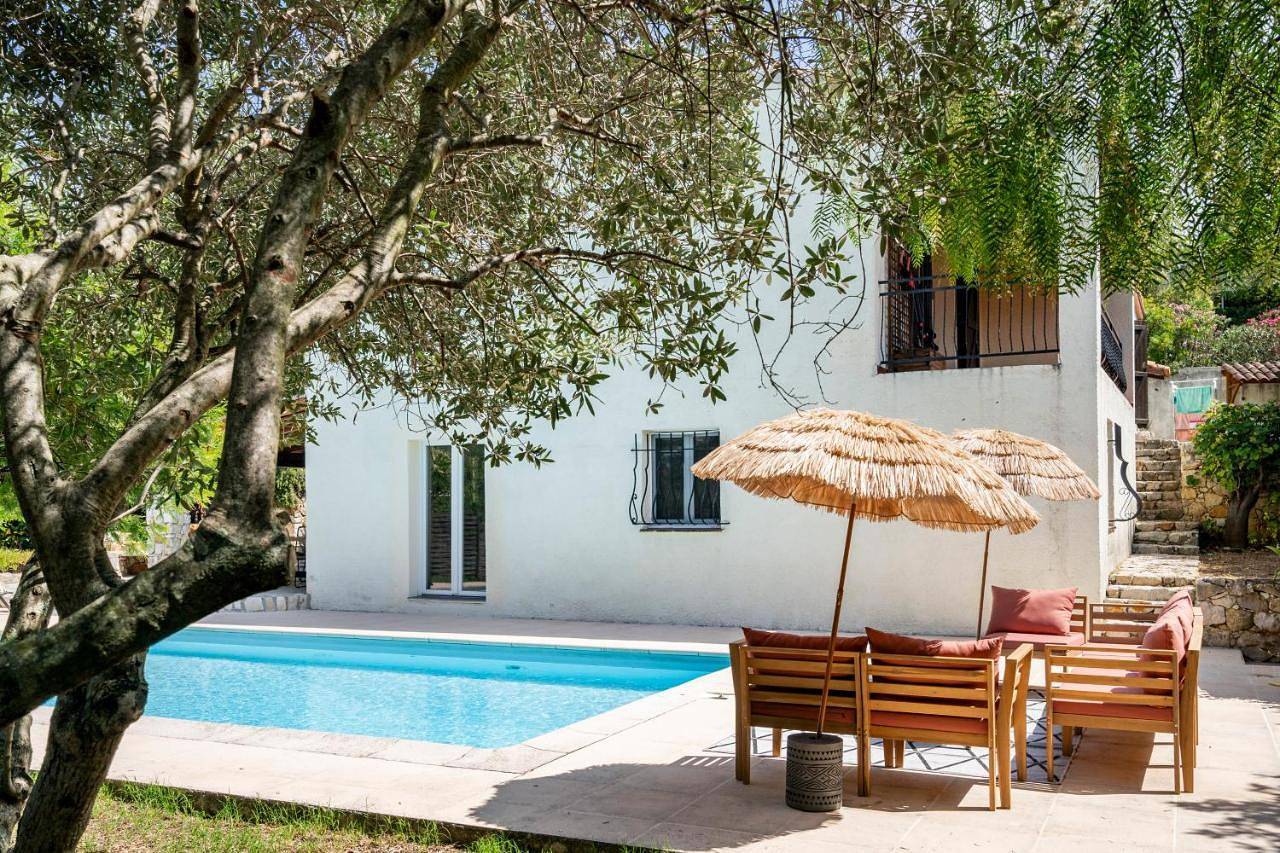 Villa Inti - piscine, jardin privé & barbecue in Antibes, Mittelmeerküste (Frankreich)