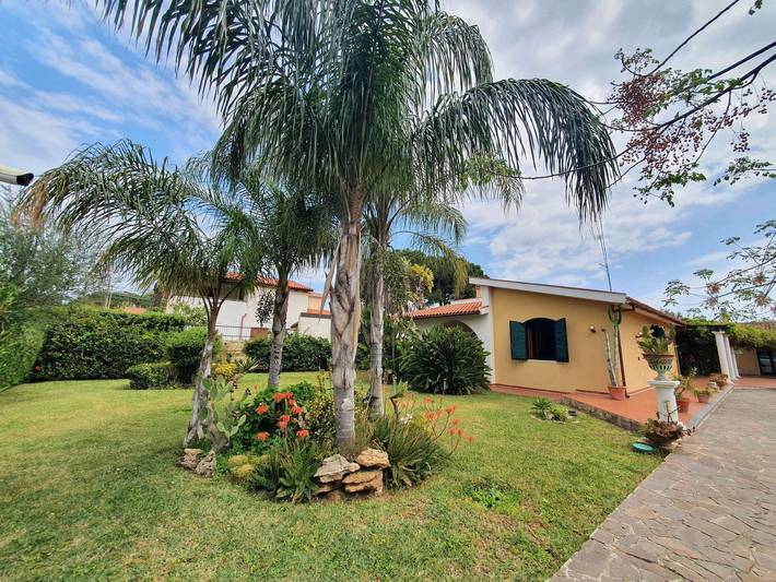 Villa per 10 persone, con Giardino a Arenella