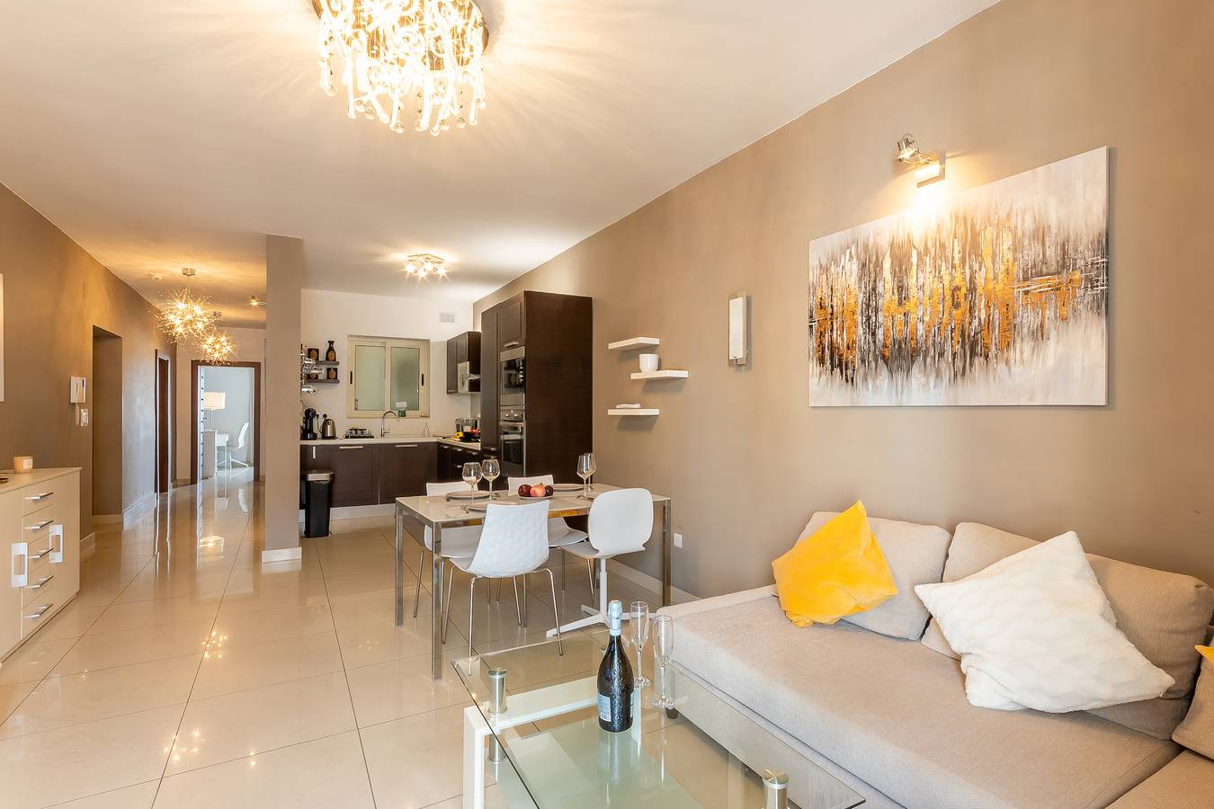 Ganze Wohnung, Modern and comfortable apart Savoy Garden in Gzira, Insel Malta