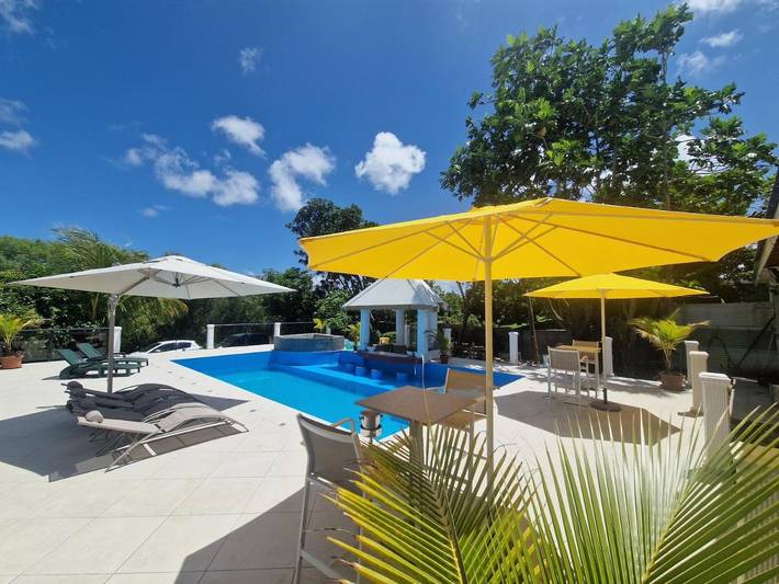 Maison de vacances pour 10 personnes, avec jacuzzi ainsi que jardin et piscine