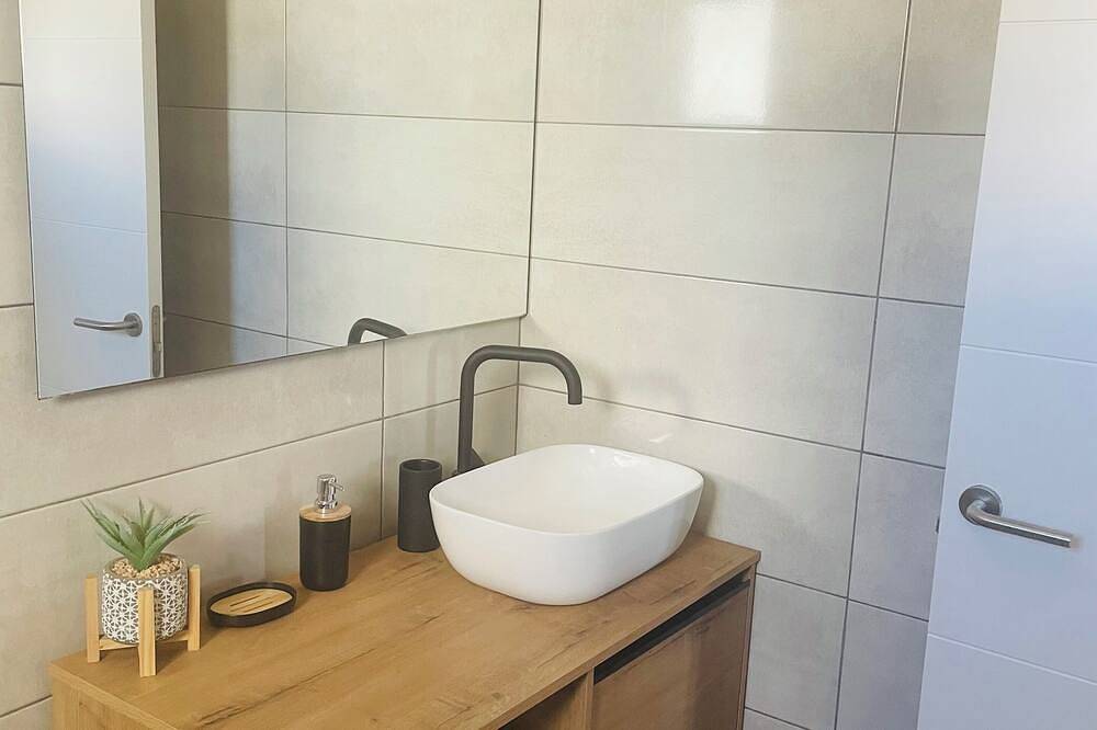 Typical Canary Island house with lots of outdoor space. in Villaverde, La Oliva