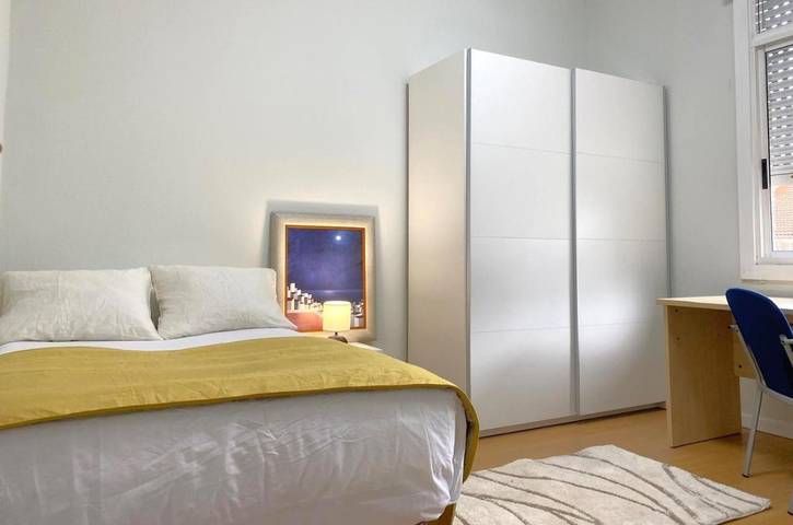 Apartamento de férias para 12 pessoas, com varanda em Vigo